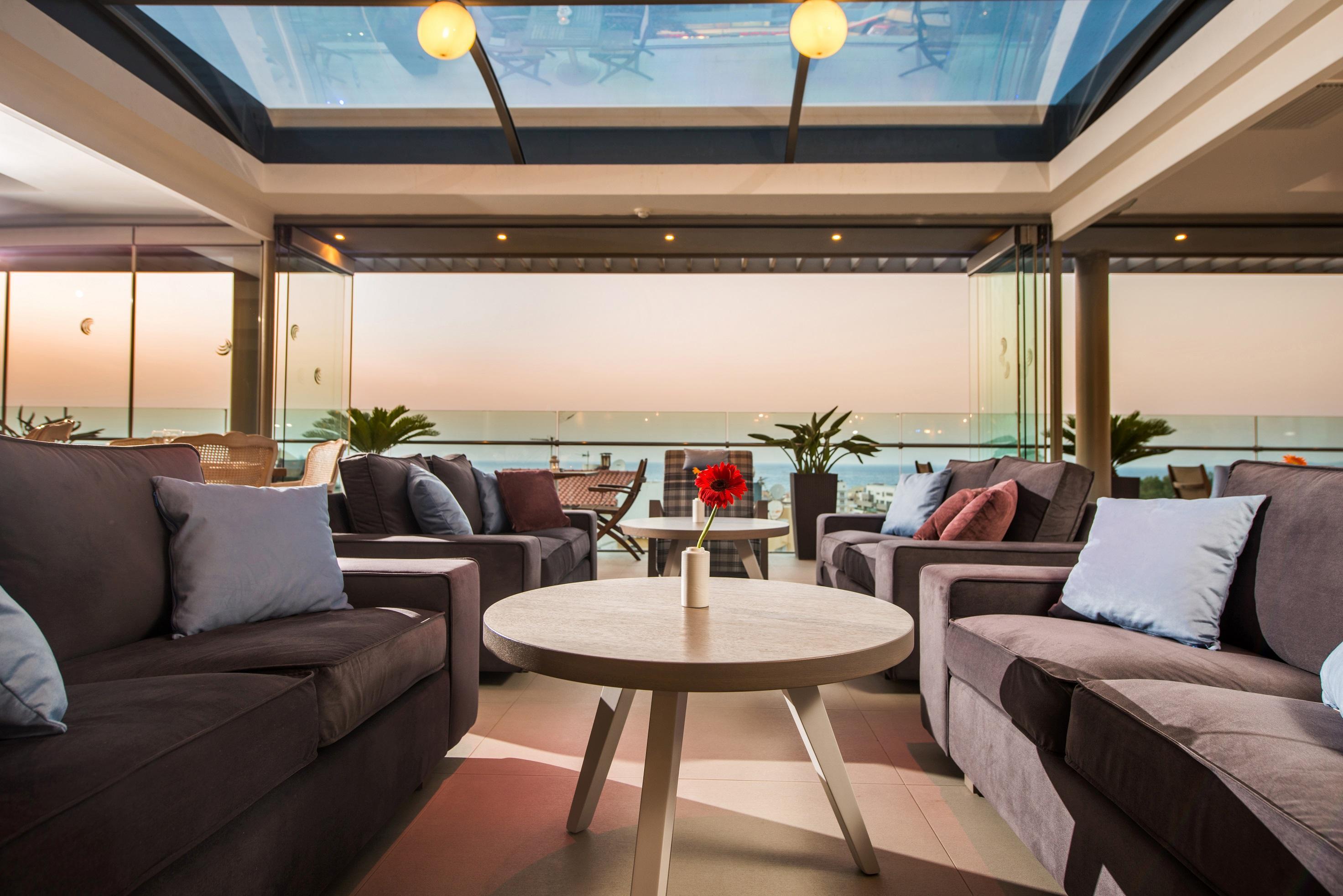 Castello City Hotel Heraklion  Bagian luar foto