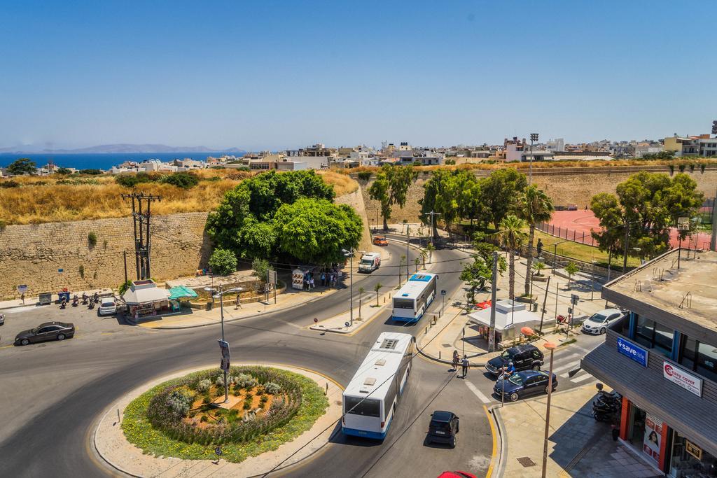 Castello City Hotel Heraklion  Bagian luar foto